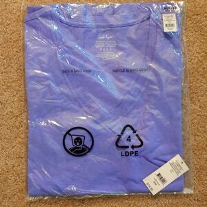 NWT Lord and Taylor T-shirt medium